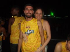 Oktober 10 Anos